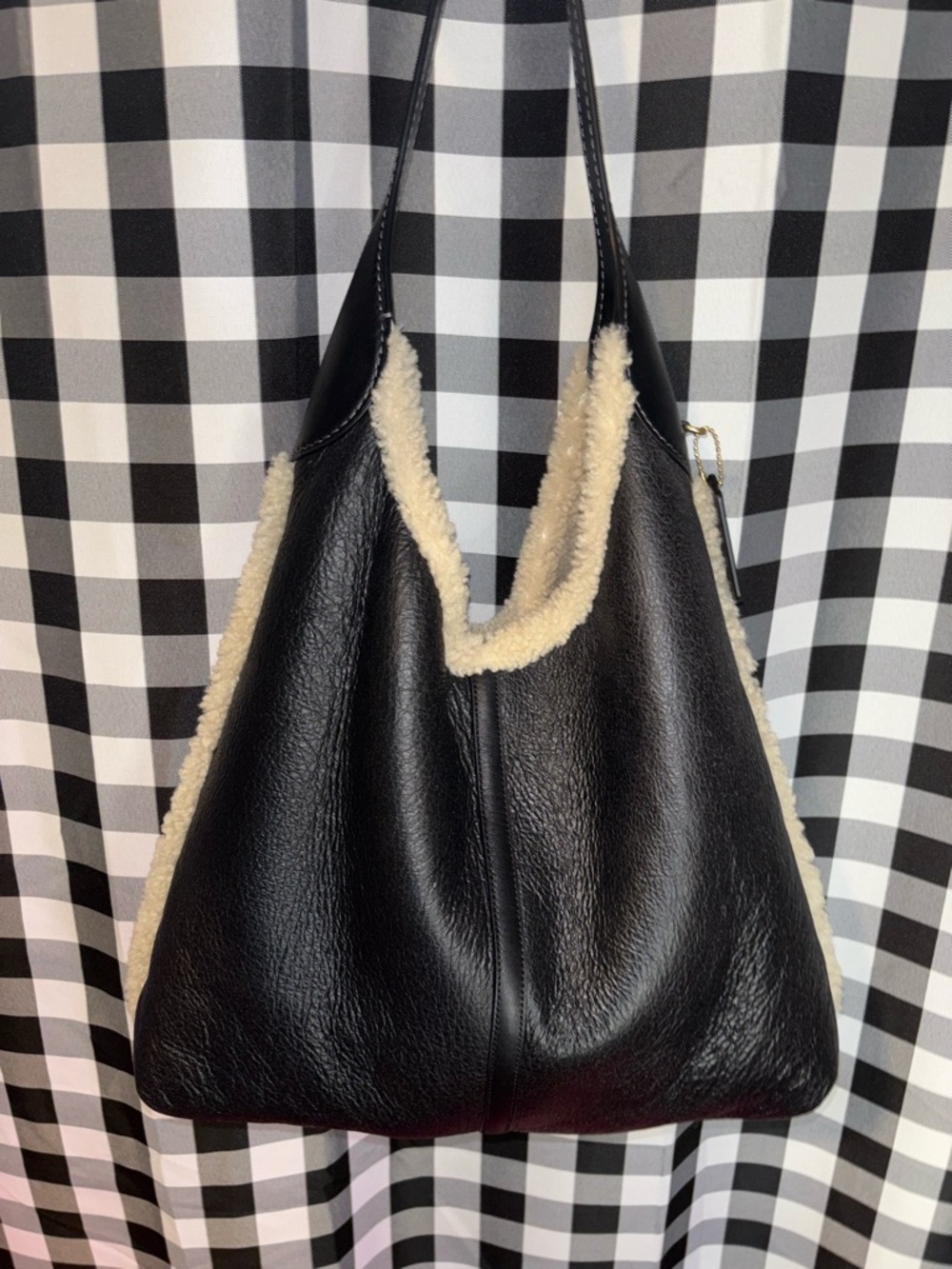 Coach Brooklyn 39 Shearling Black Leather Shoulder Bag 2025 NWOT